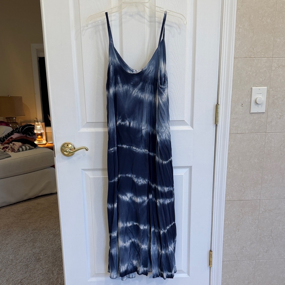 Blue and White Tie-Dye Maxi Dress